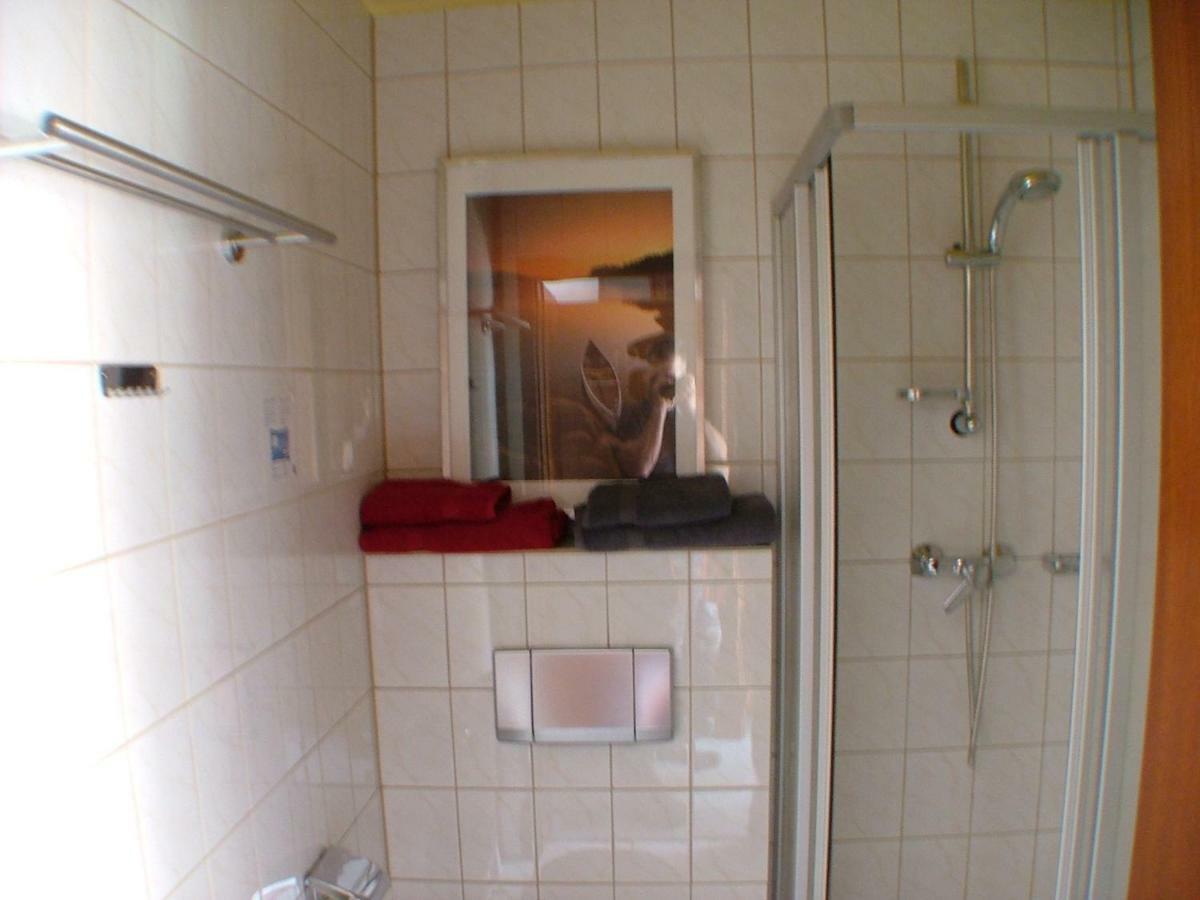 Hotel Garni Pension Zur Lutherstadt Lutherstadt Eisleben Buitenkant foto