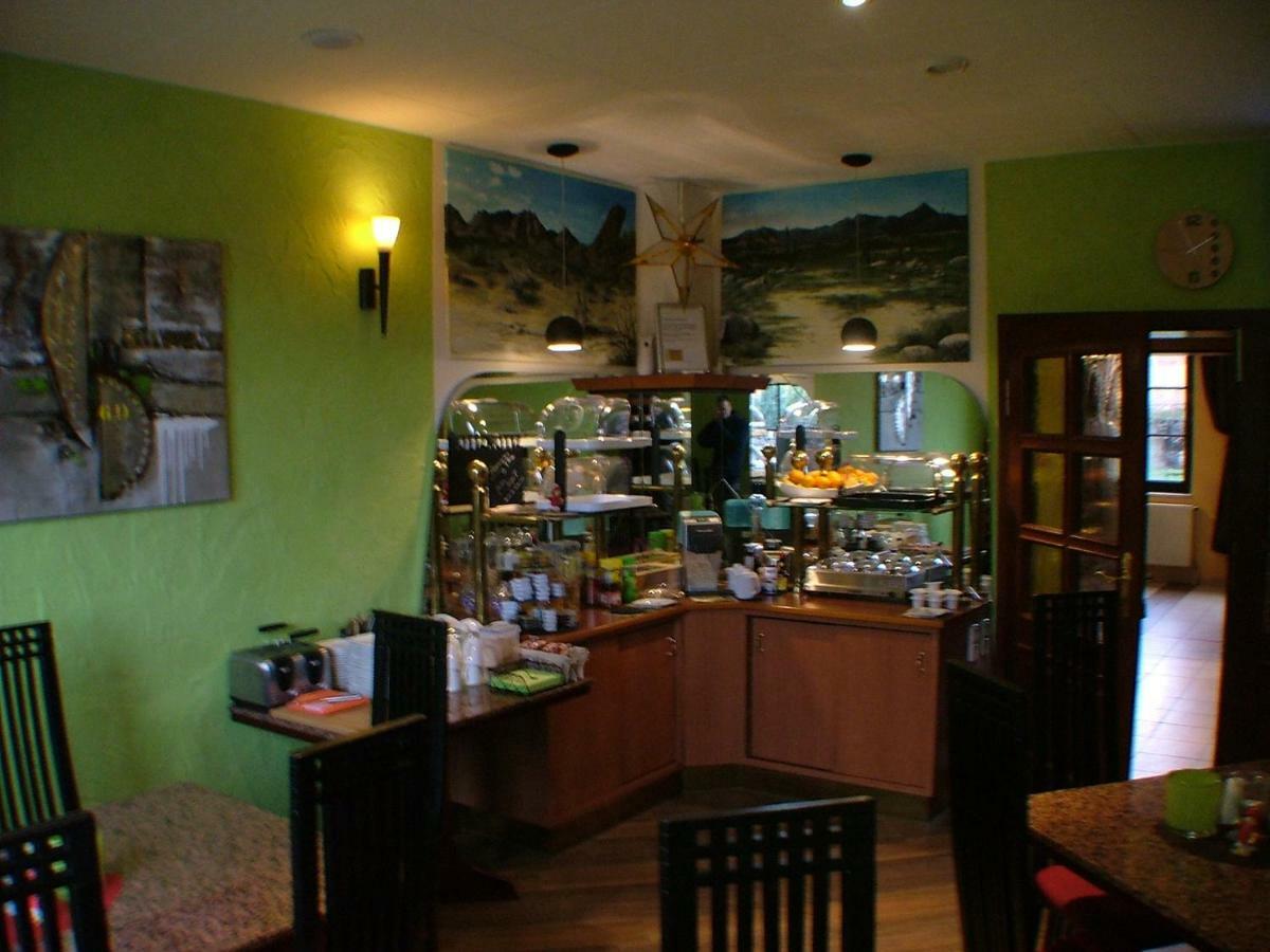 Hotel Garni Pension Zur Lutherstadt Lutherstadt Eisleben Buitenkant foto