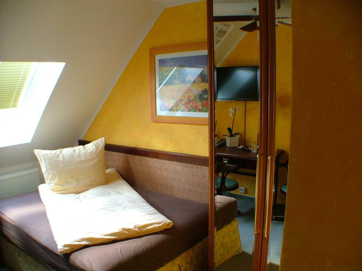 Hotel Garni Pension Zur Lutherstadt Lutherstadt Eisleben Buitenkant foto